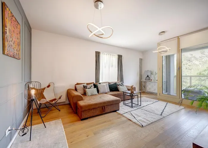 Stylish New Building Herastrau Bucureşti