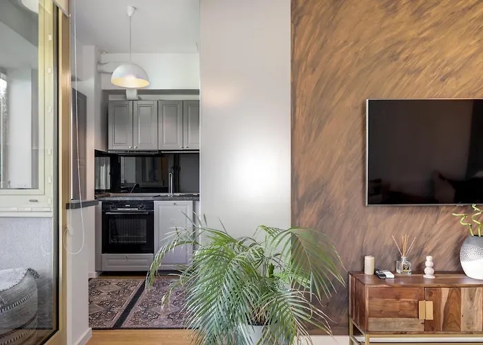 Stylish New Building Herastrau * 布加勒斯特